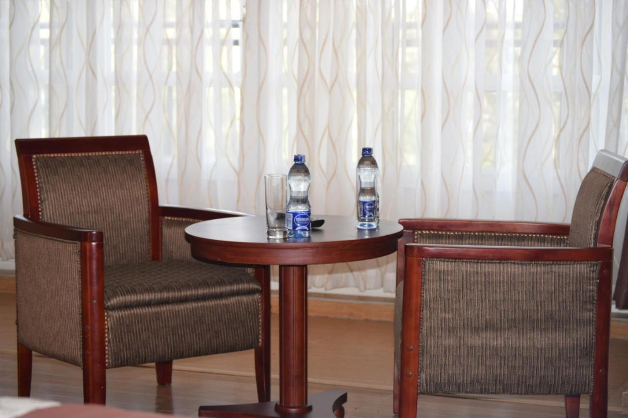 Esikar Gardens Hotel Narok المظهر الخارجي الصورة